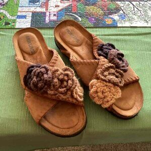 Mukluks Leather Sandals 7 1/2